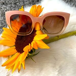 ALICE + OLIVIA Aberdeen Blush Pink Fade Sunglasses